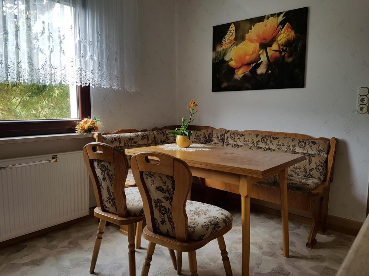 Ferienwohnung Rennsteigblick Viernau ภายนอก รูปภาพ